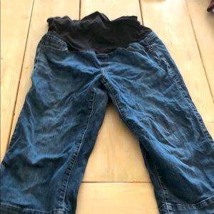 Maternity denim capris